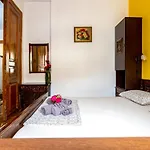 Solis M - Cosy Old Town Home With Ac Near The Beach And Harbour Private Entrance