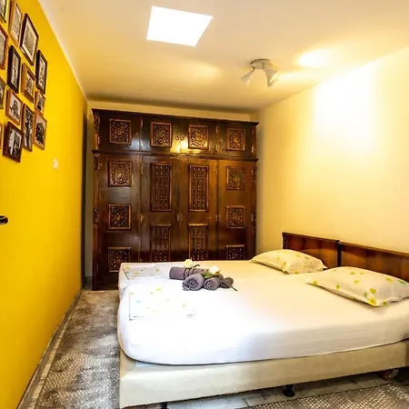 Holiday home Unique Old Town 2min To And Harbour Private Entrance