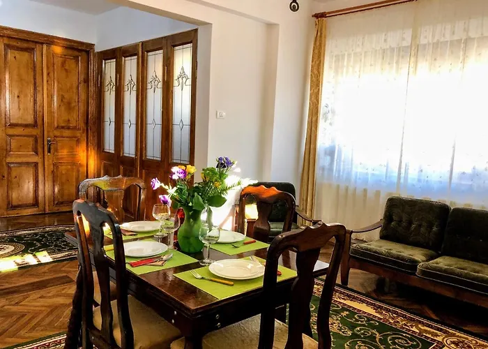 Nyaraló Solis M - Cosy Old Town Home With Ac Near The Beach And Harbour Private Entrance *