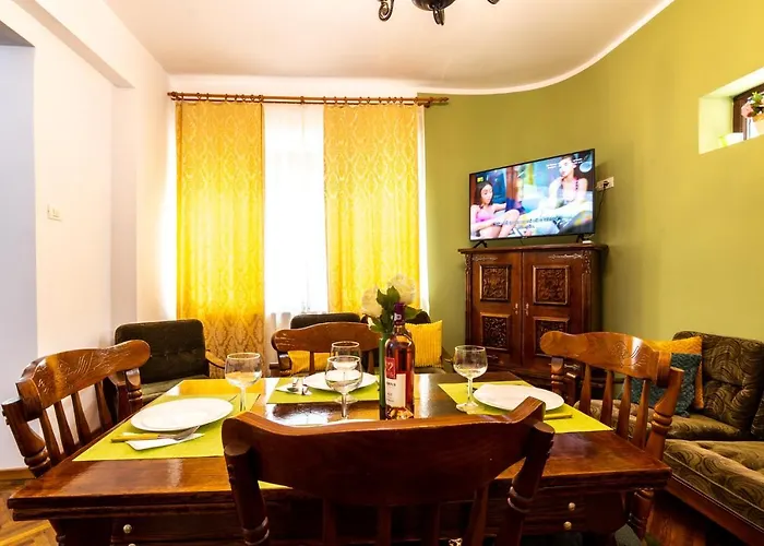 Nyaraló Solis M - Cosy Old Town Home With Ac Near The Beach And Harbour Private Entrance *