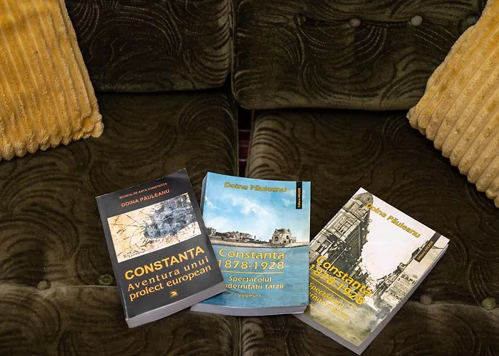 Solis M - Cosy Old Town Home With Ac Near The Beach And Harbour Private Entrance Konstanca