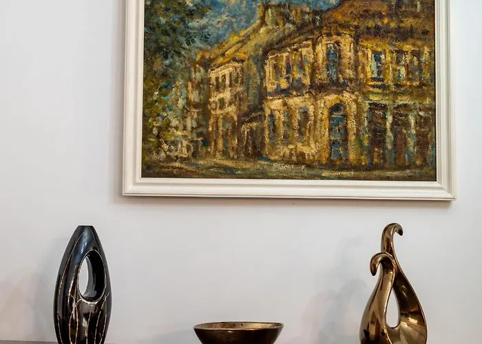 Solis M - Cosy Old Town Home With Ac Near The Beach And Harbour Private Entrance Konstanca