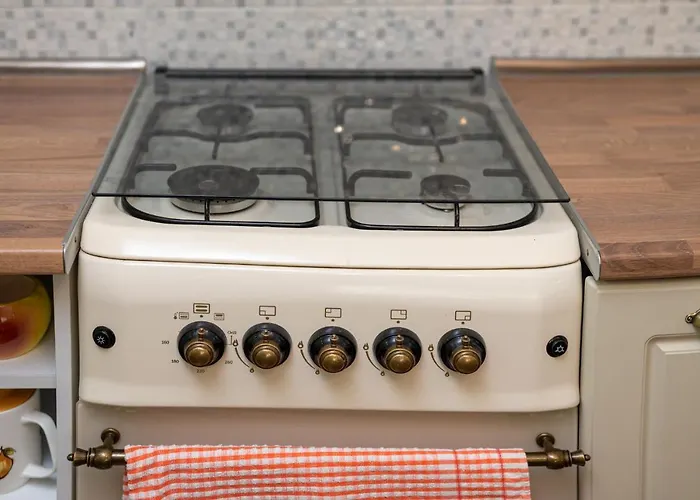 Nyaraló Solis M - Cosy Old Town Home With Ac Near The Beach And Harbour Private Entrance Konstanca